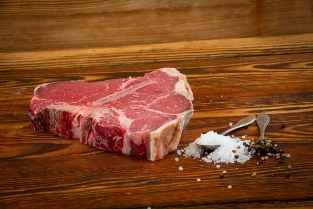 T-bone steak - vyzrálé maso - suché zrání (balení 0,5 kg)